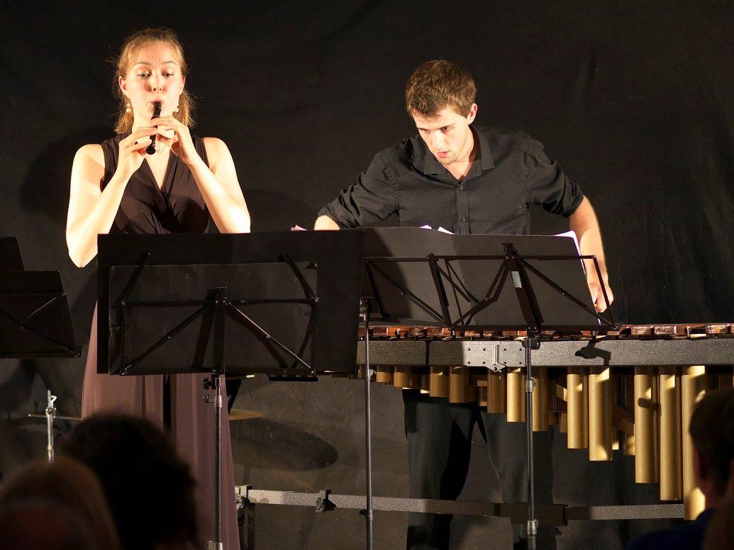 Tabea and Oliver perform together